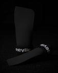 Reyllen BumbleBee gymnastic hand grips for crossfit black on black background black edition