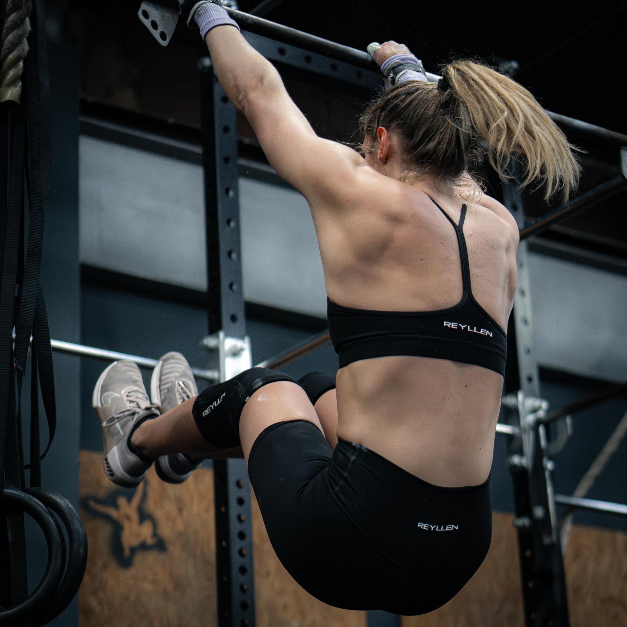 SPORT BRA