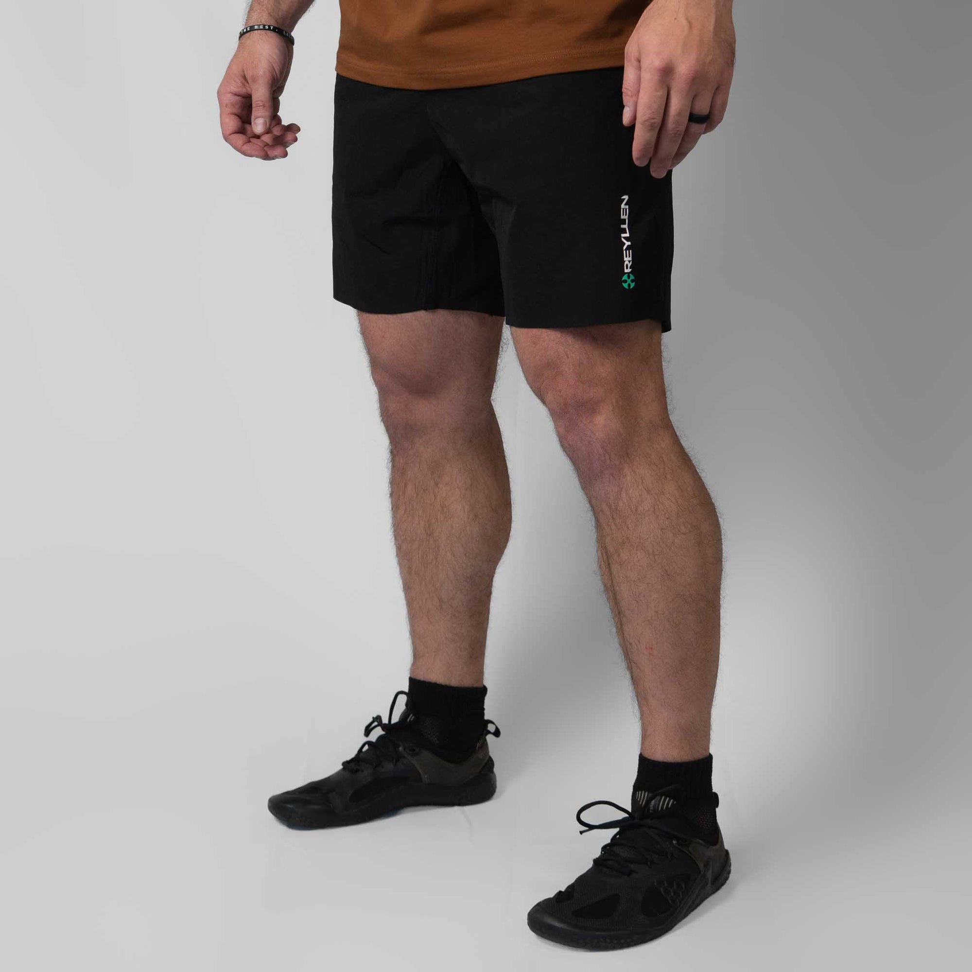 black reyllen element crossfit gym workout shorts for men 7 inch angle