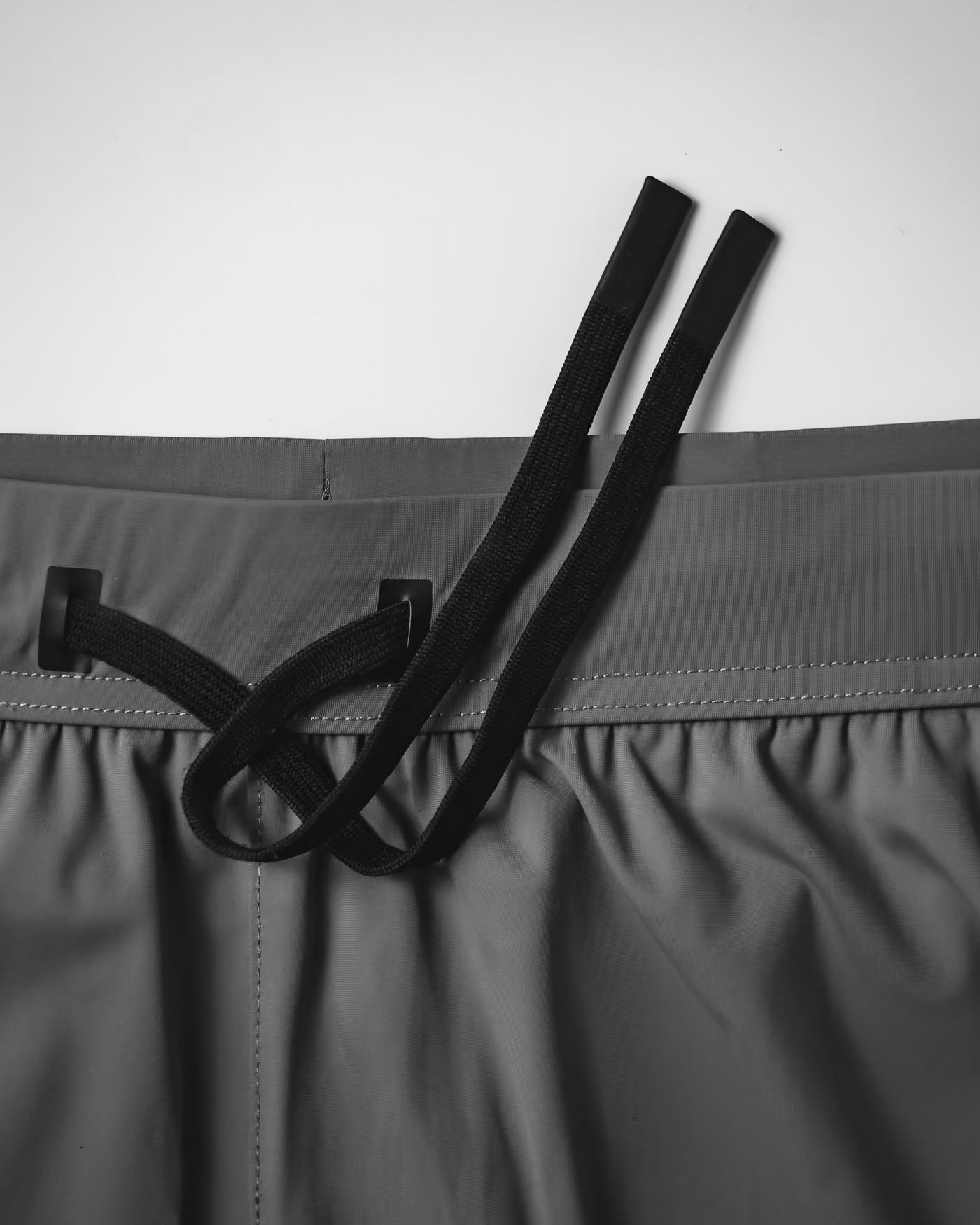 Flat External Drawstring
