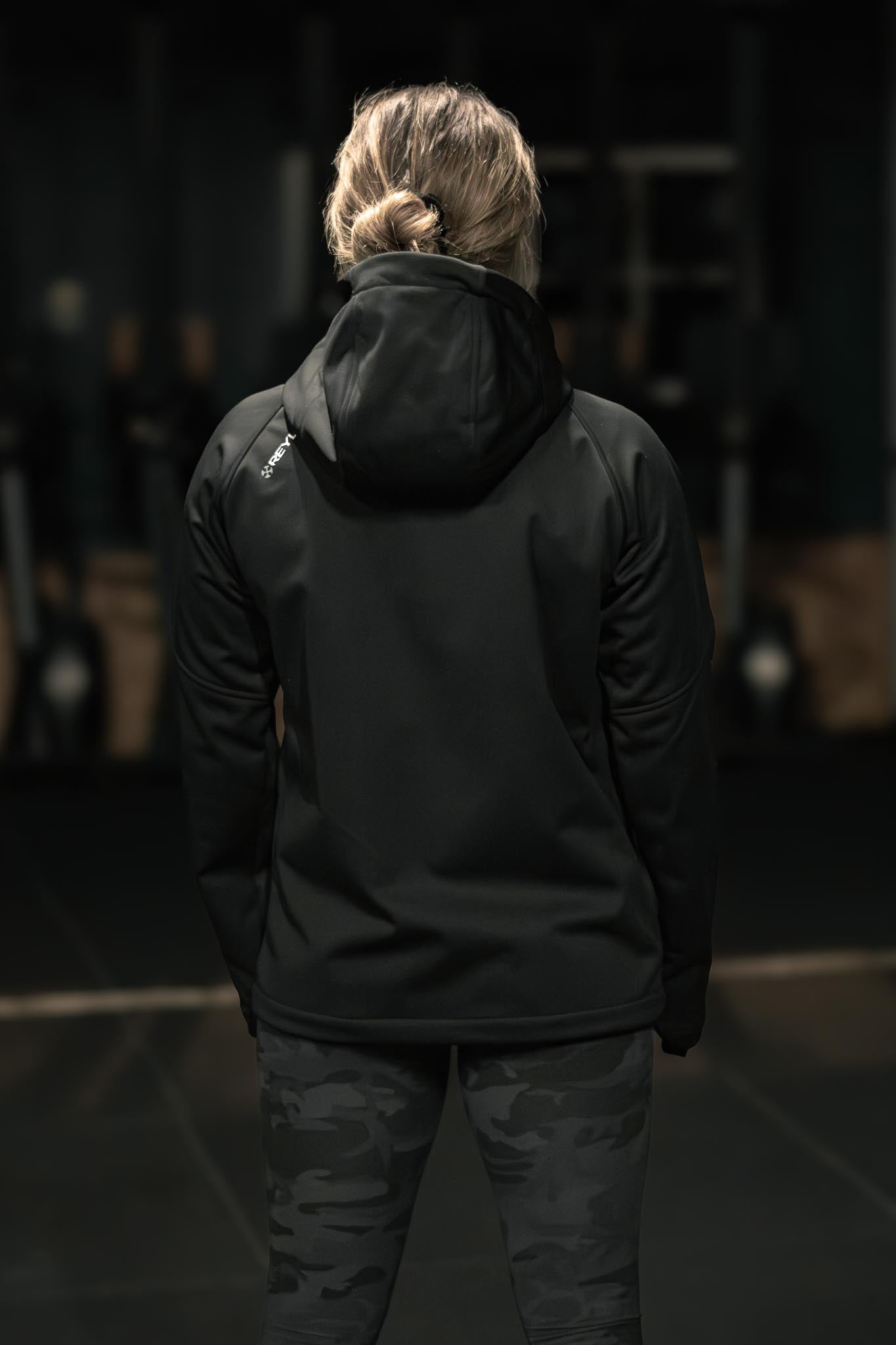 Reyllen Hero X Soft-shell jacket for athletes 2