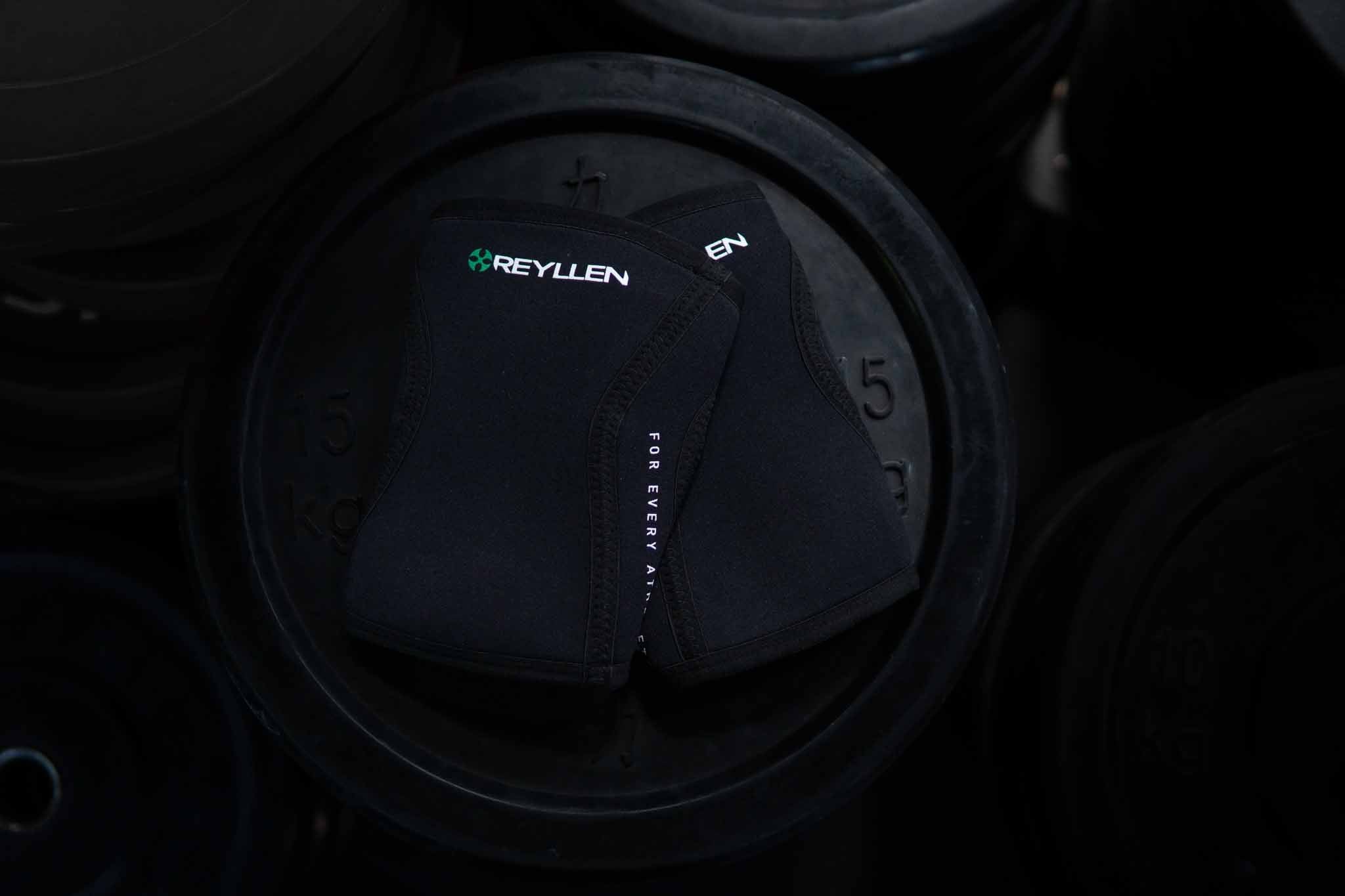 yeezy core black stockx