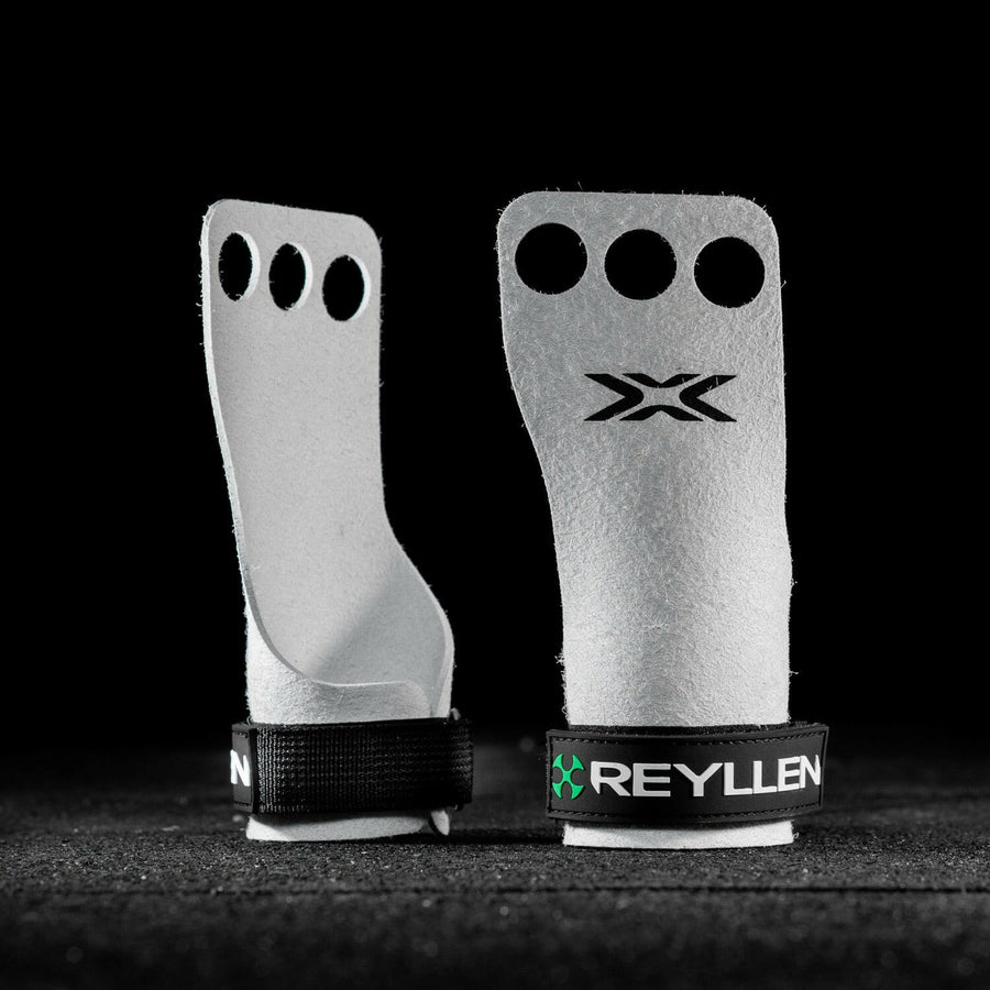 Reyllen Panda Soft 3-hole Gymnastic Hand Grips black background