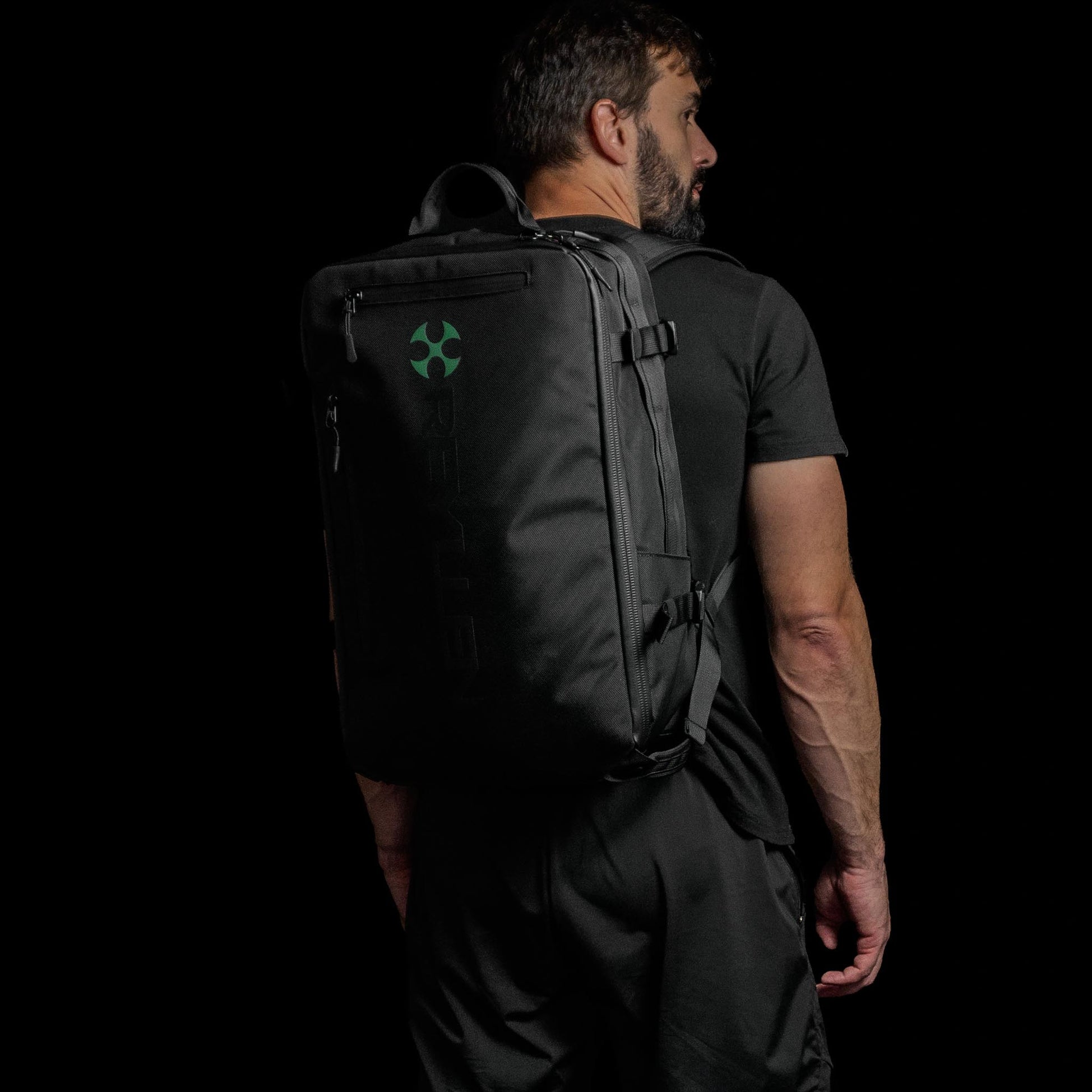 reyllen uk pro backpack for crossfit gym travel work. Everyday carry 28l worn on back