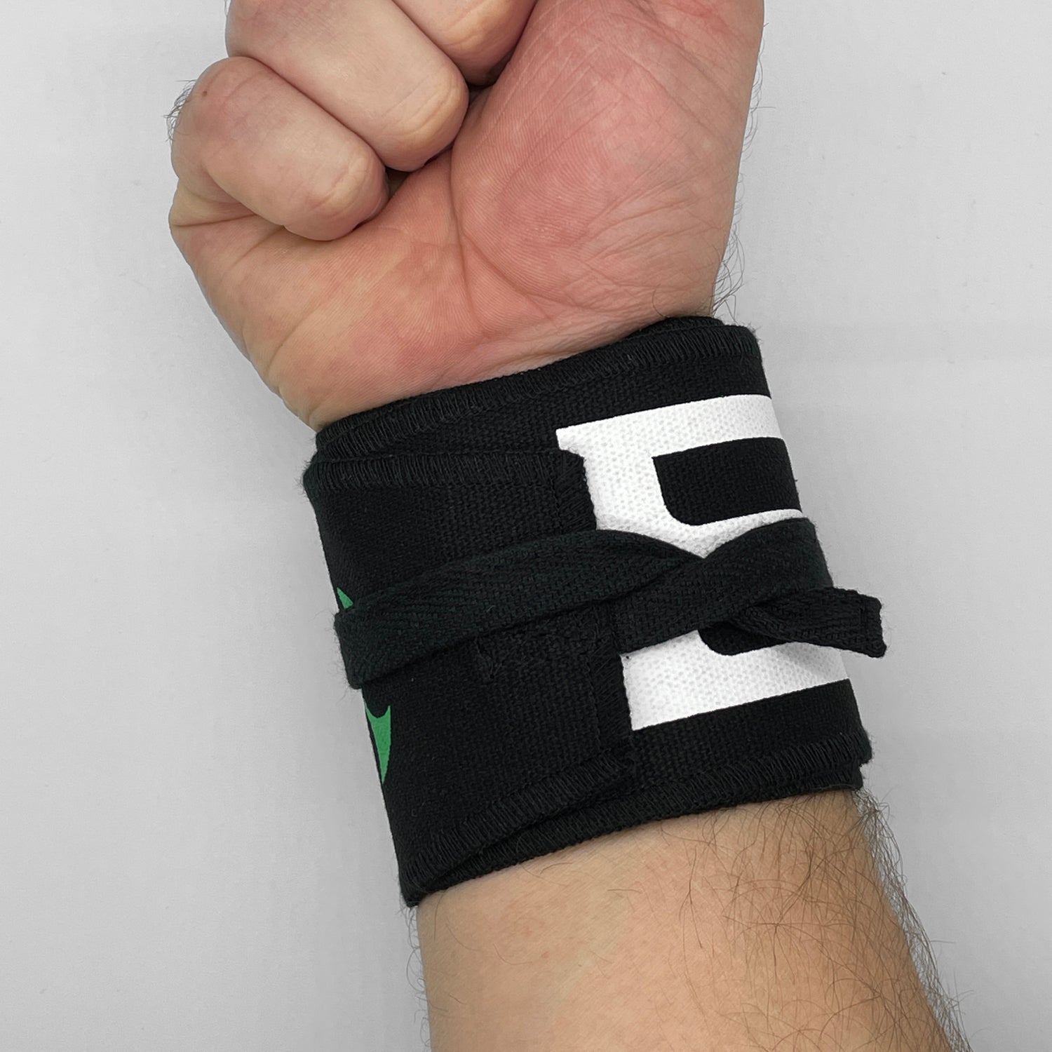 reyllen black weightlifting wrist wraps 