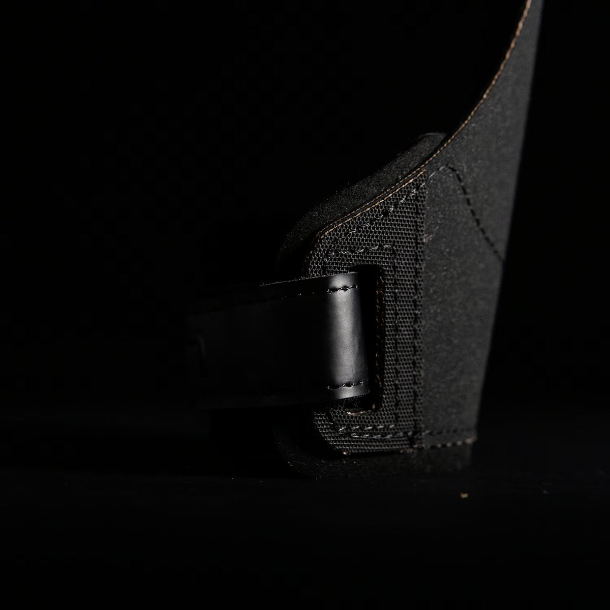 Buckle-less system