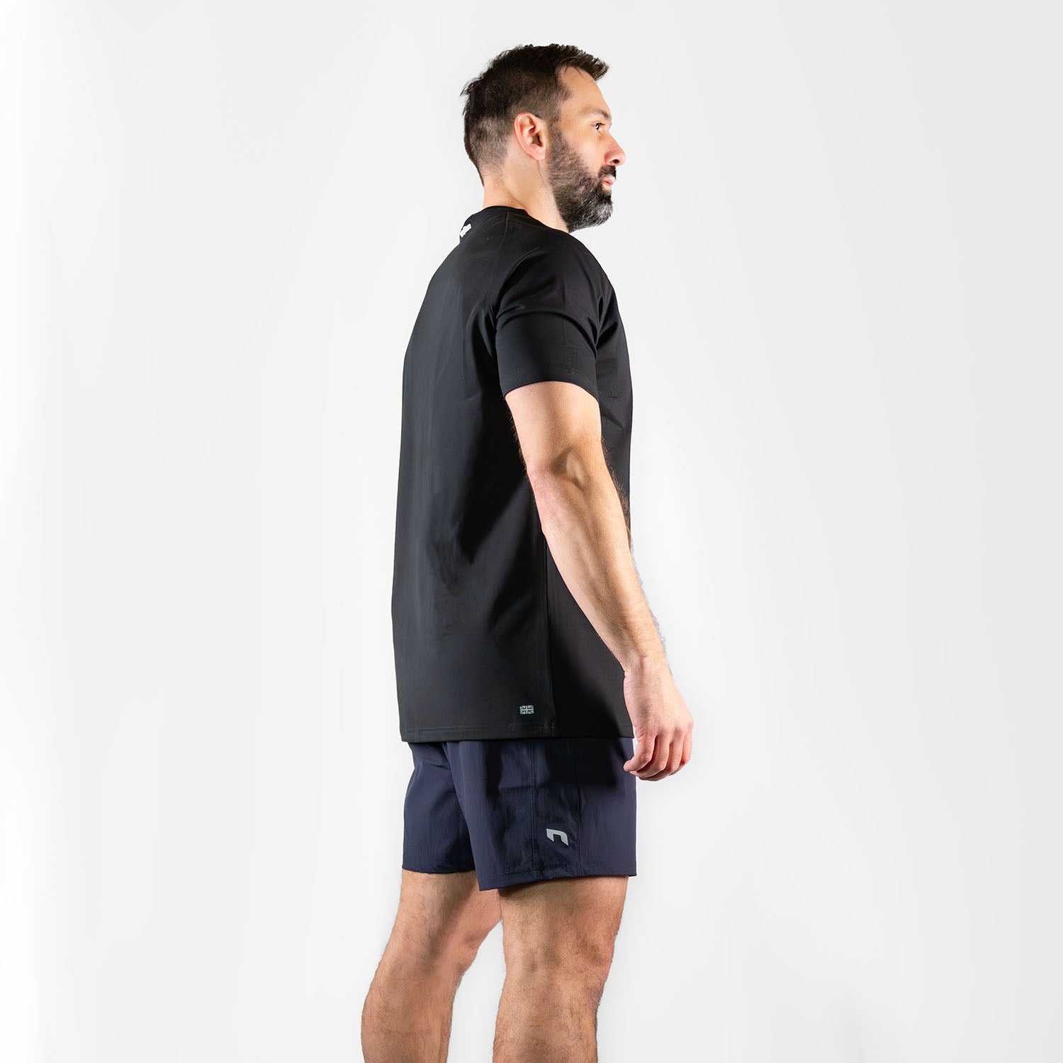 #color_black-alternate